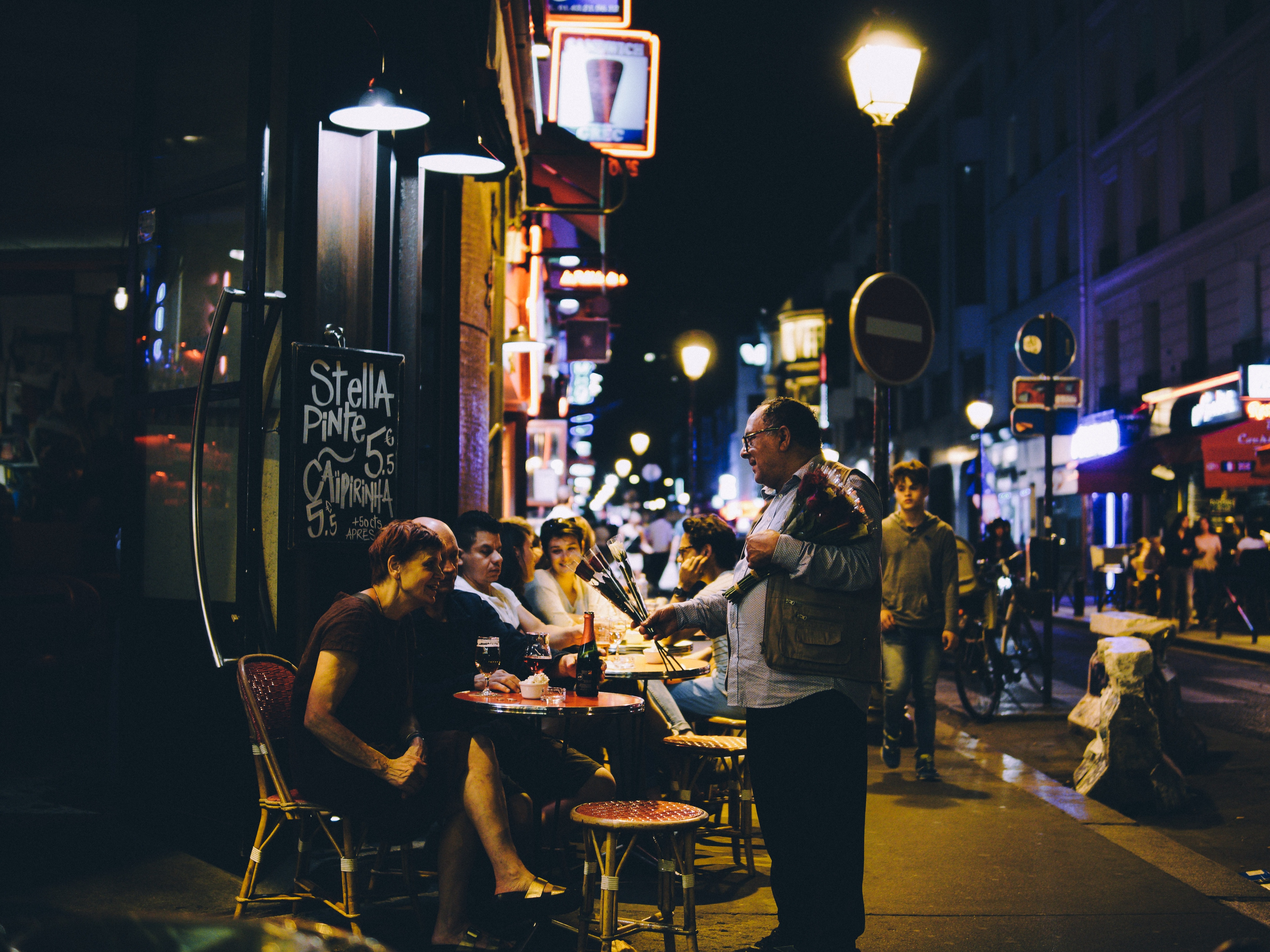 The Ultimate Guide to the Nightlife in Paris