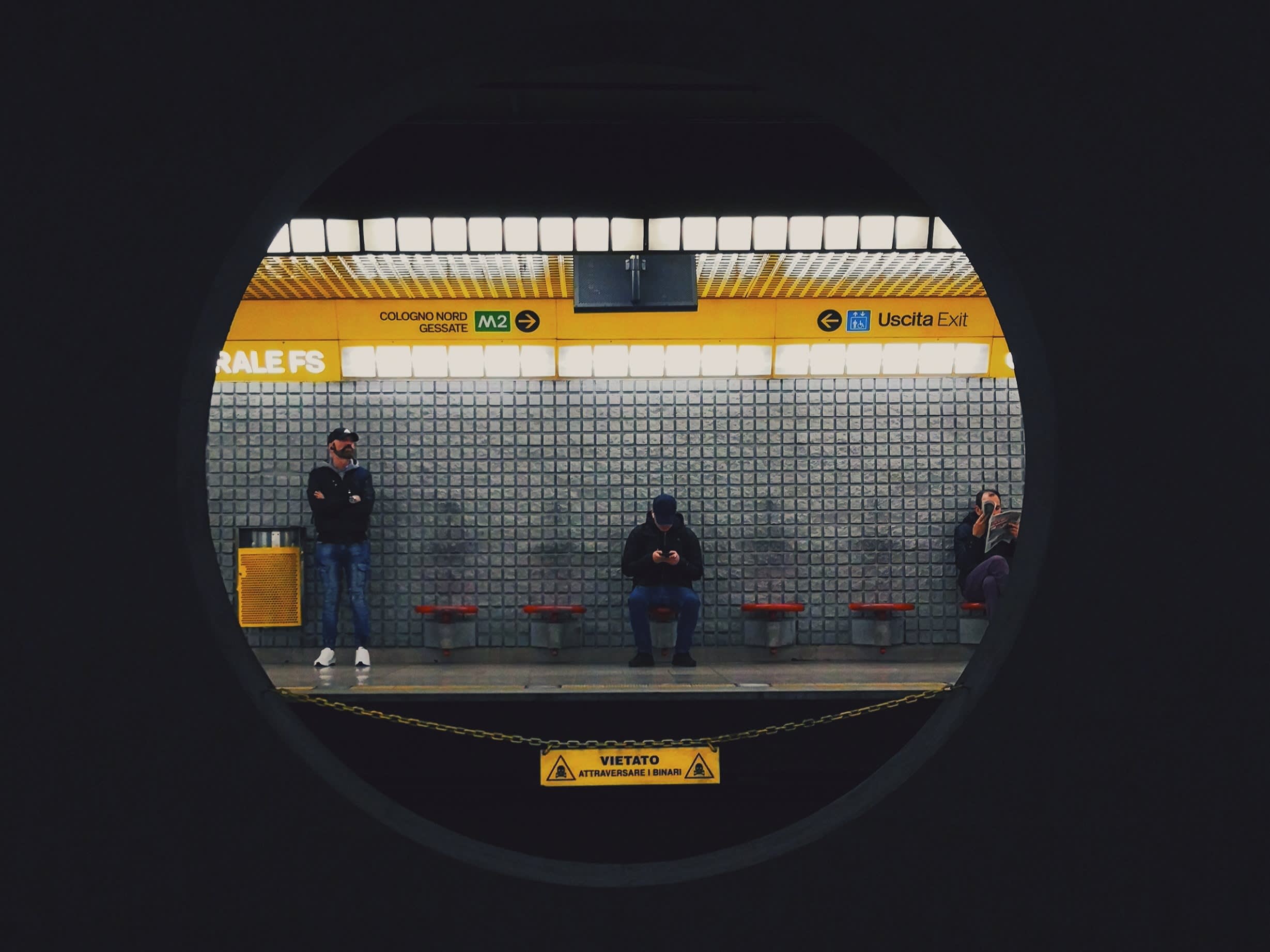 A picture of the inside of the Via Alessandro Paoli metro station in Milan's metropolitan area