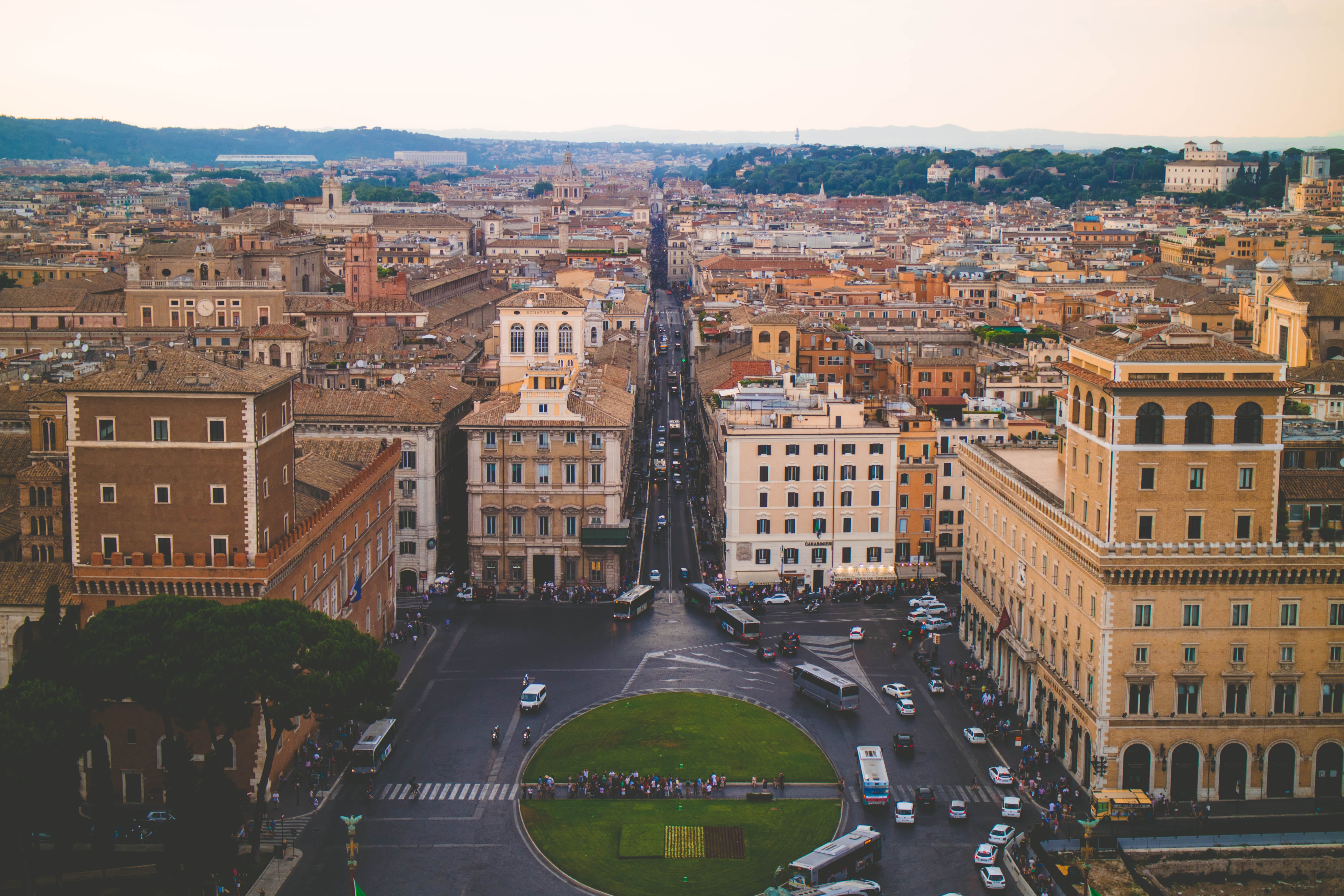 A birds-eye view picture of the altare della patria square in Rome, Italy