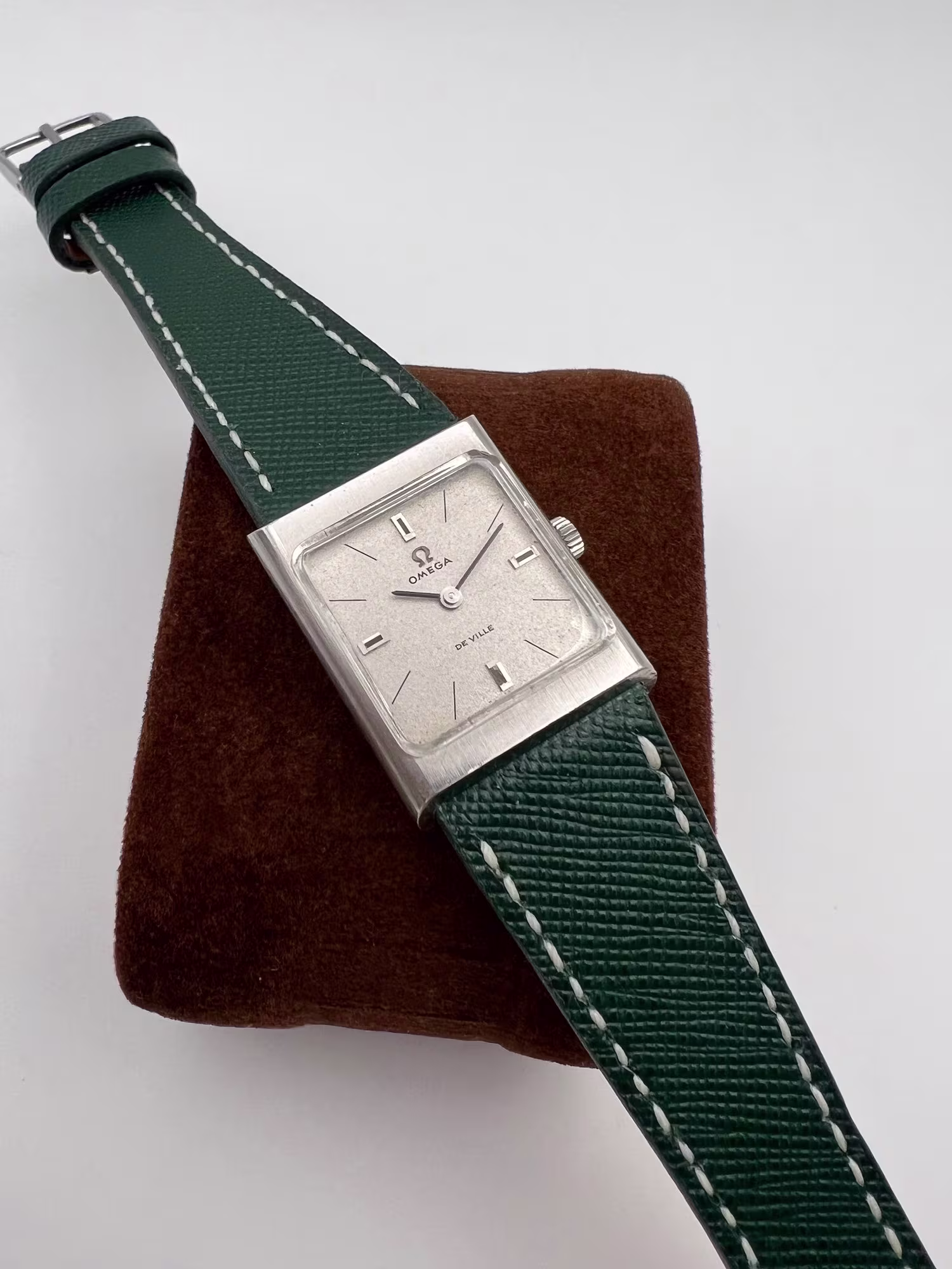 Omega De Ville 1970s Dress Watch, dial straight on