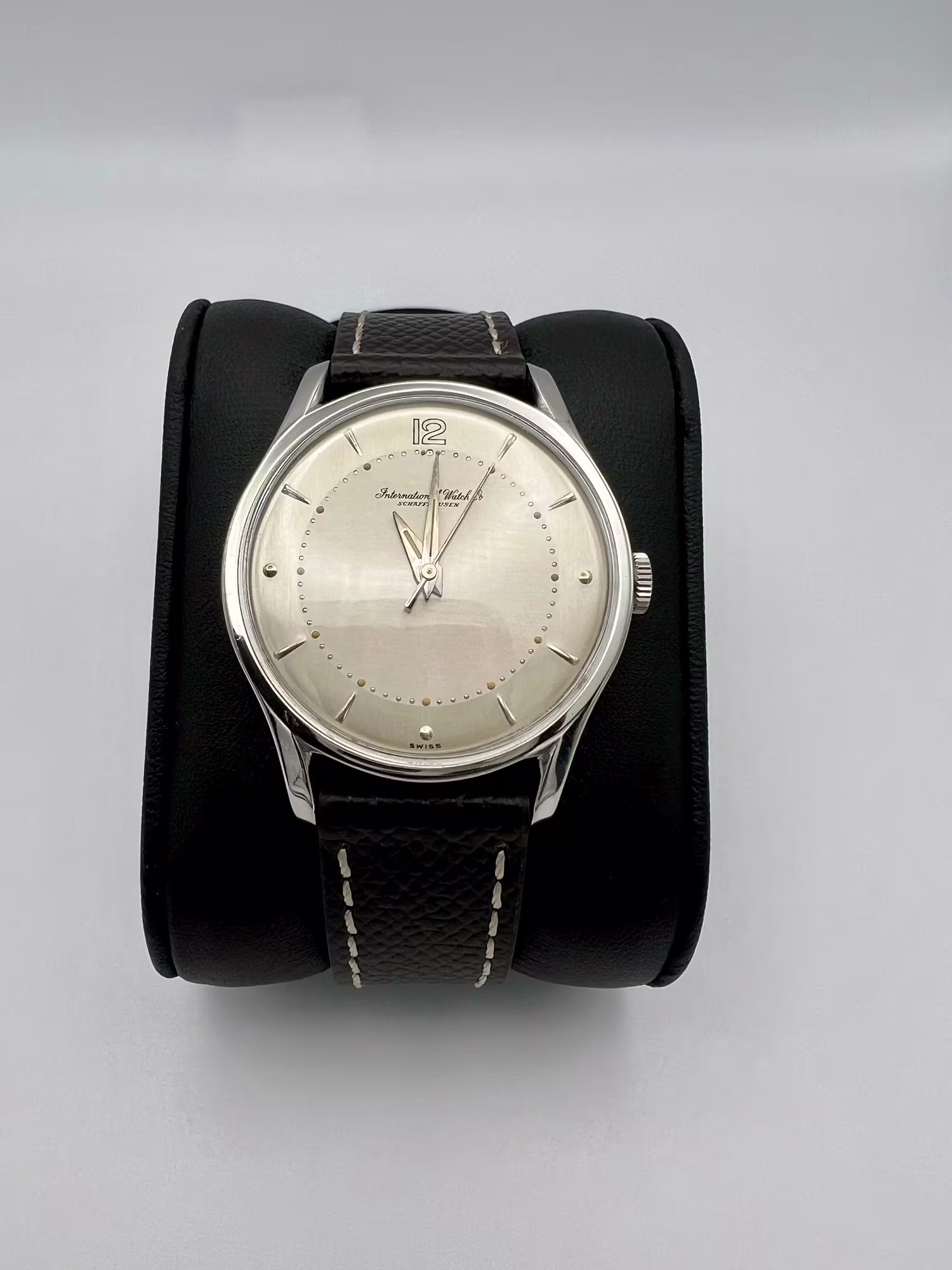 IWC Calatrava Dress Watch 1950s, dial straight on