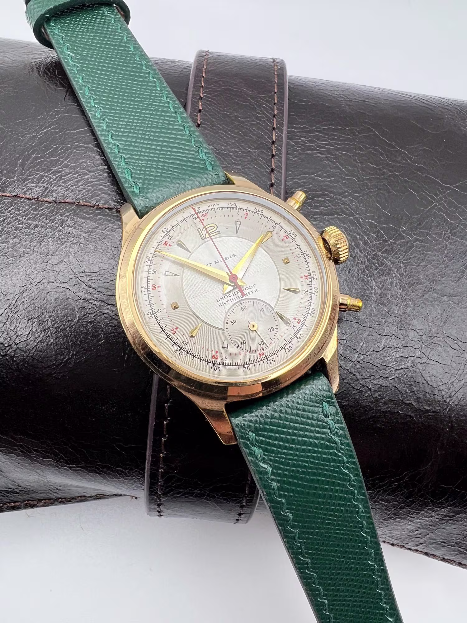 Hanhart Super Chronograph 1950s, dial straight on