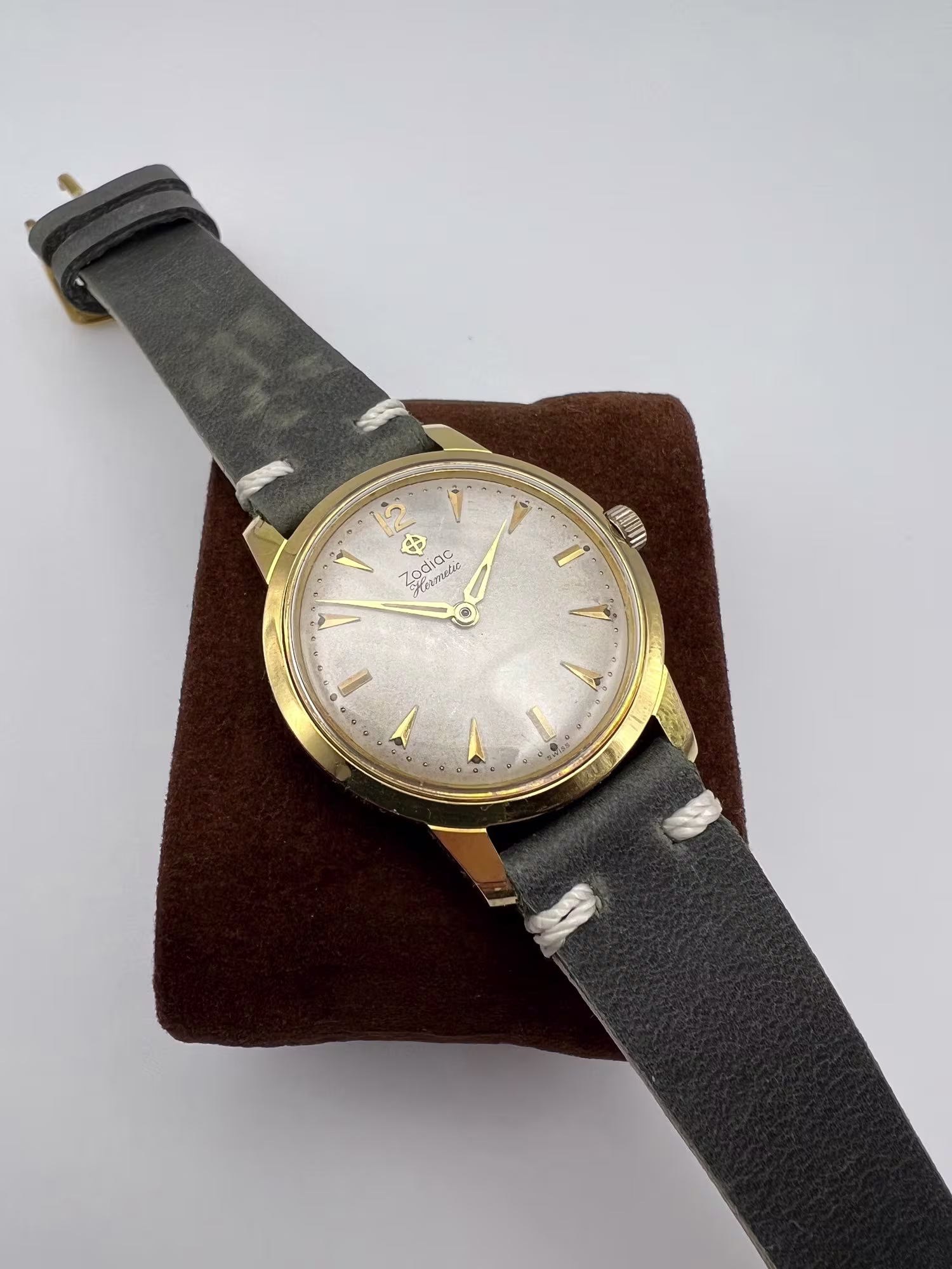 Zodiac Automatic 762 Three-Hand 1950s, dial straight on