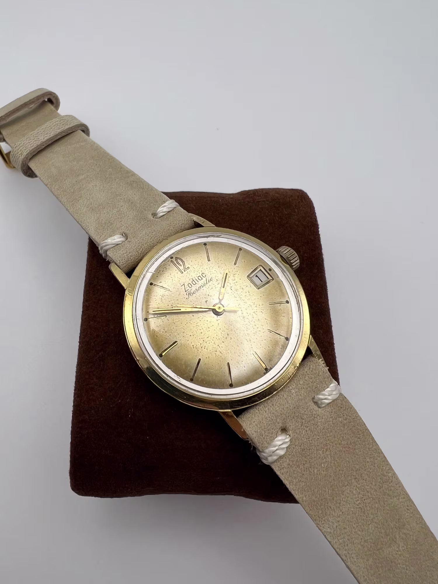 Zodiac Hermetic Three-Hand, 1960s, dial straight on