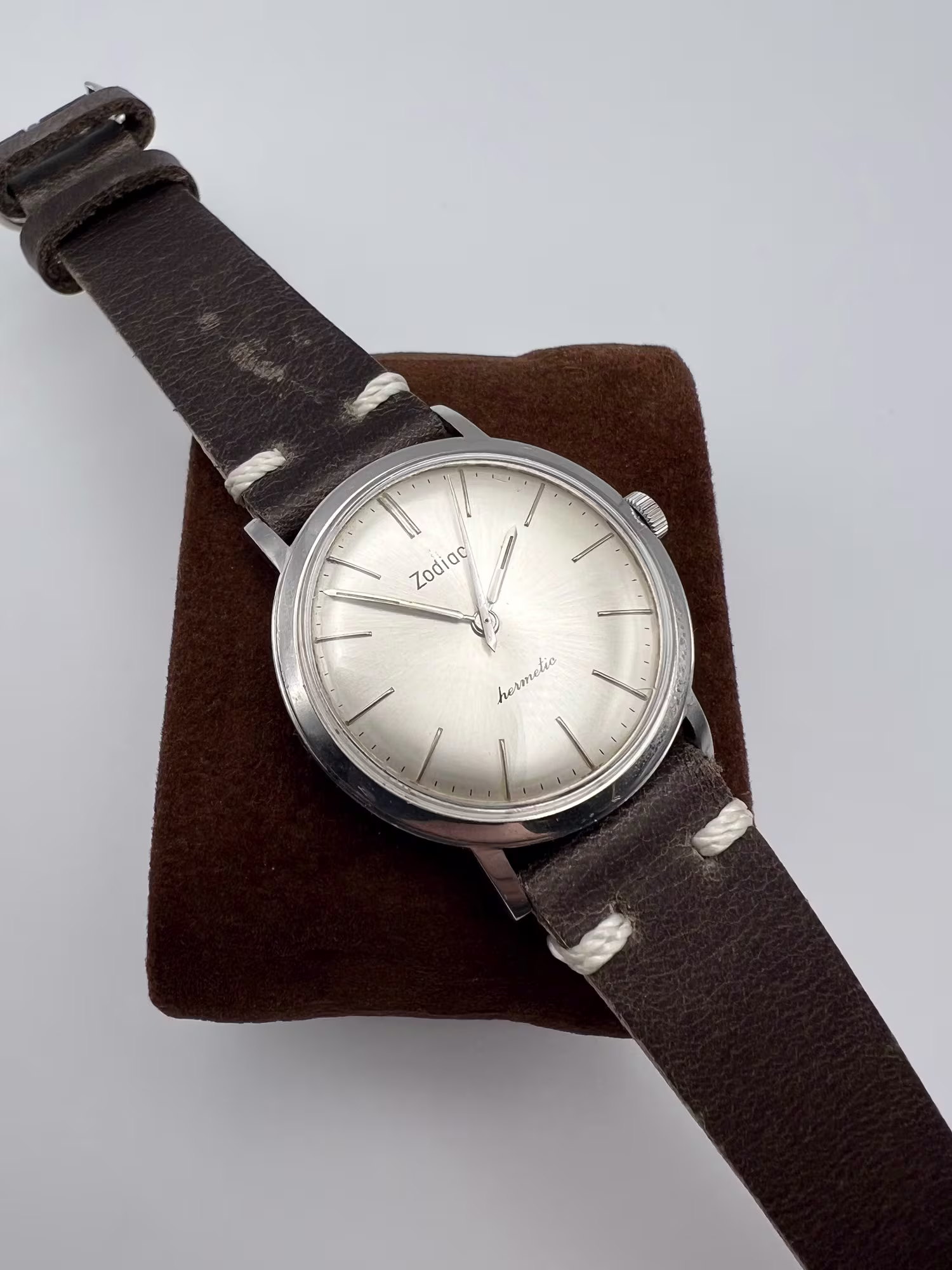 Zodiac Hermetic Three-hand 1960s, dial straight on