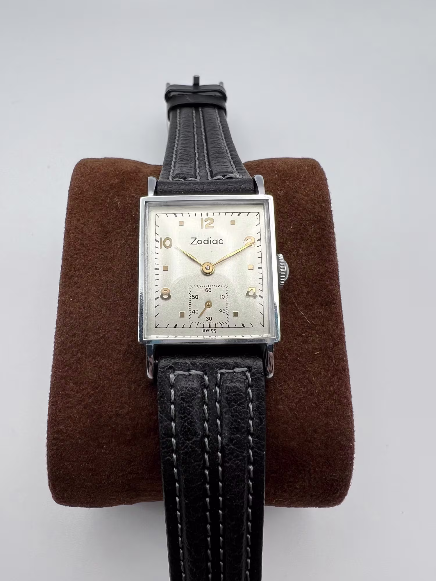 Zodiac Tank 1950s, dial straight on