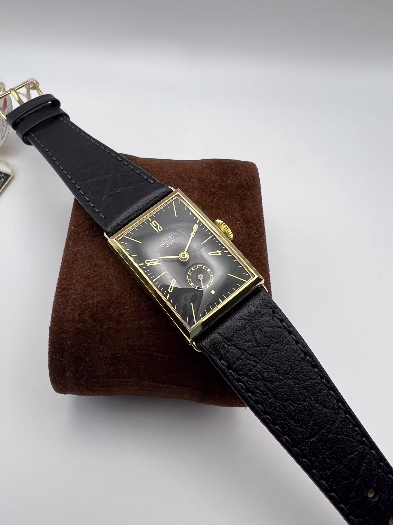 Arctos Elite Dress Watch 1940s, Urofa 58 Manual, dial straight on