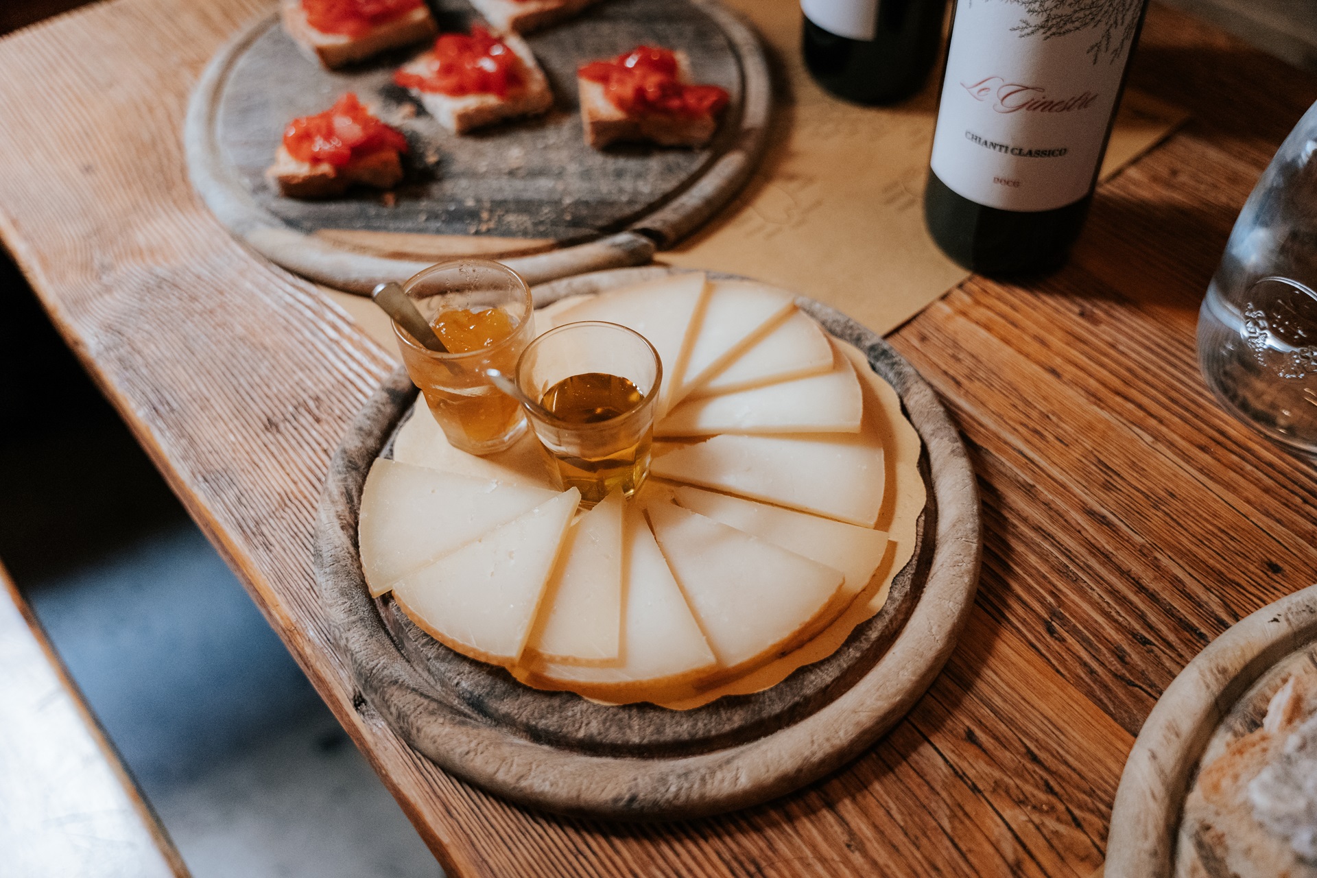 Walks Niagara CA Food tour WEB 0002