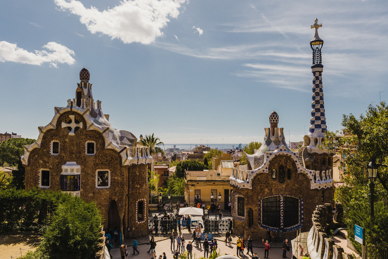 The 30 Best Things to Do in Barcelona, From Gaudí Landmarks to Cava Bars