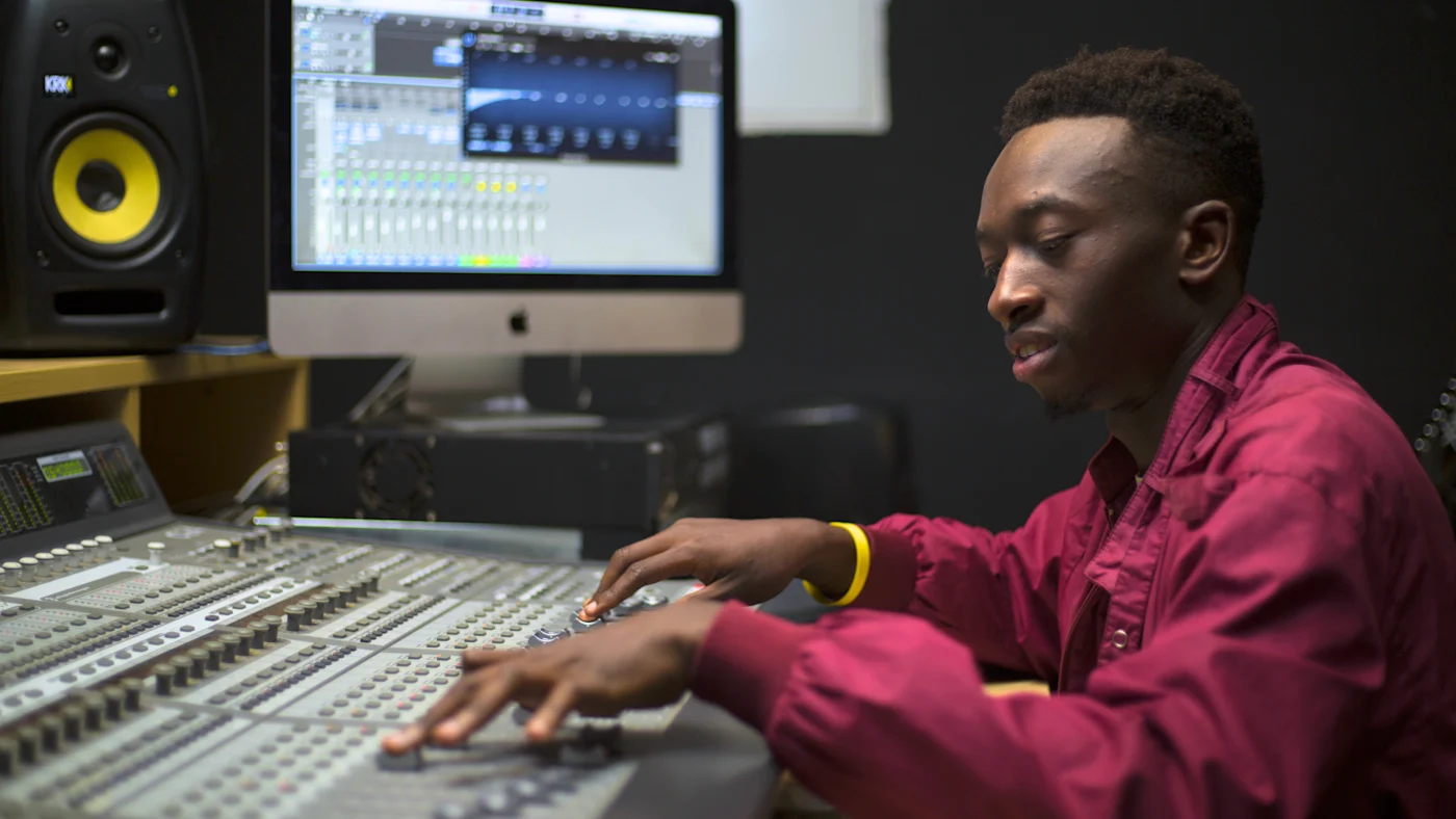 How ADMI’s Global Network & World-Class Training Give You an Edge in Creative Media