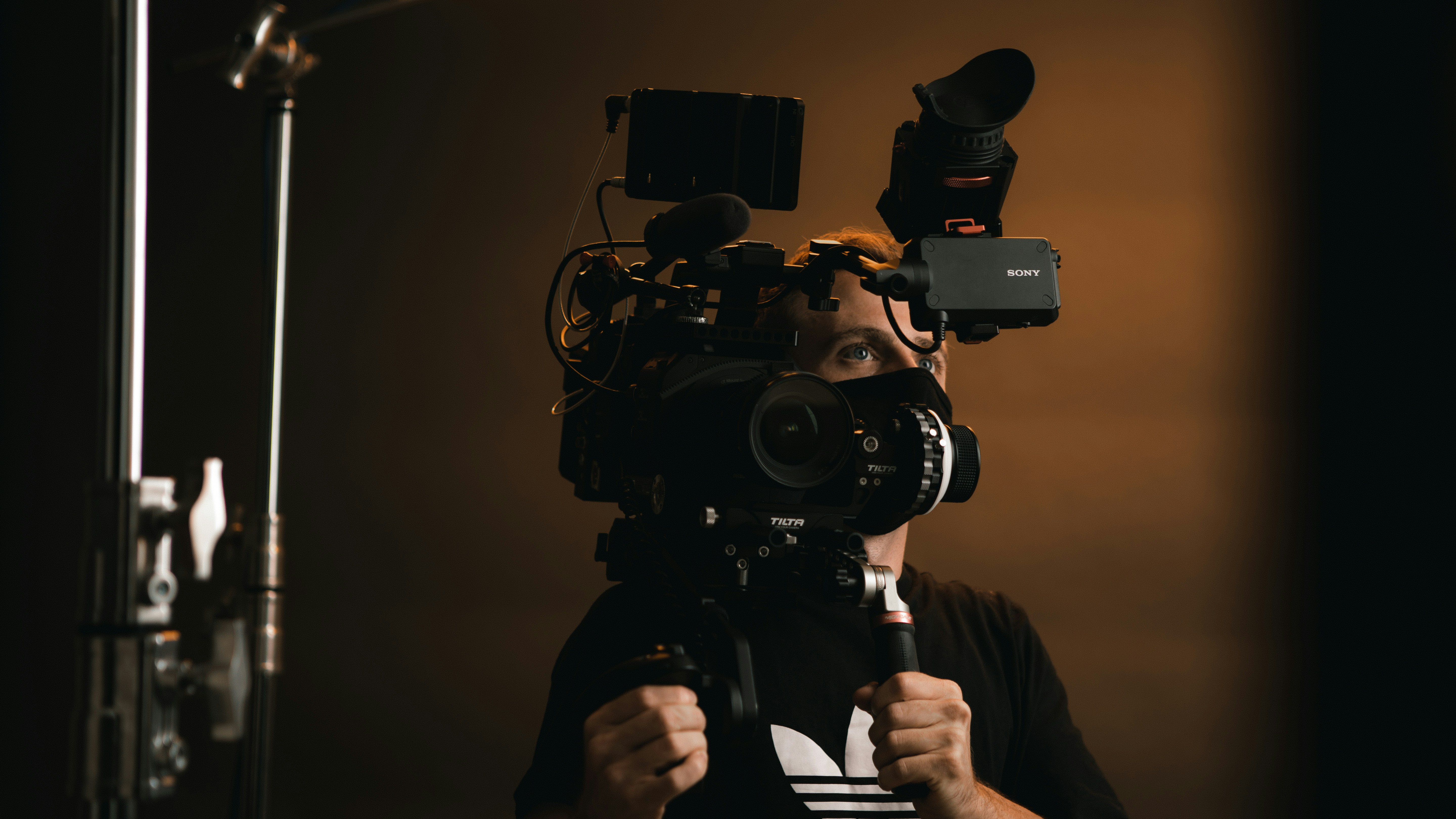 Virtual Film Production: How Technology is Revolutionizing Filmmaking