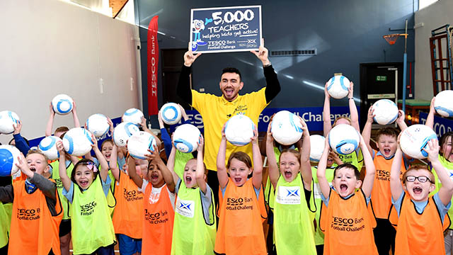 Image: Scotland star returns to school with Tesco Bank [Migrated]