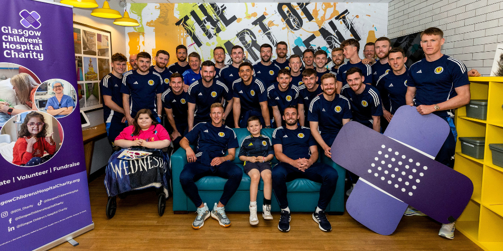 Image: Scotland Men’s National Team visit Glasgow’s Royal Hospital for Children [Migrated]