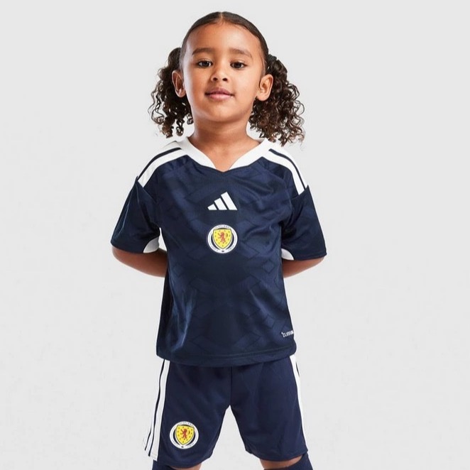 Image: adidas Scotland 2024 Home Kit Children