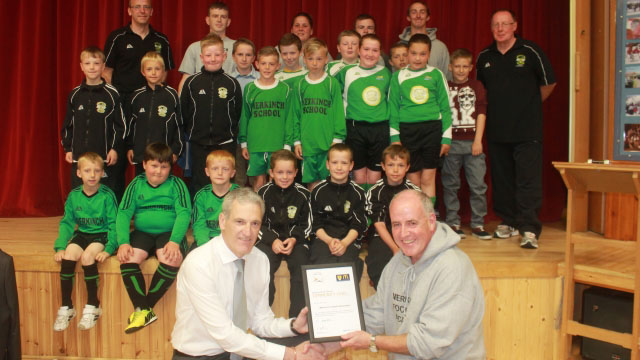 Image: Top award for for Merkinch FA [Migrated]
