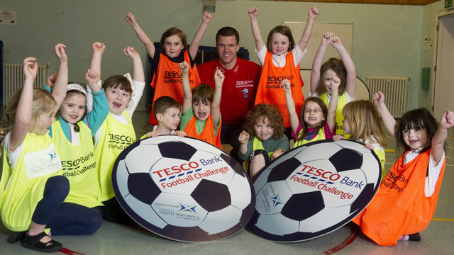 Image: Gary Caldwell first Tesco Bank Community Ambassador [Migrated]