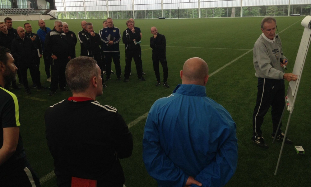 Image: Malky Mackay pays tribute to the late Dick Bate [Migrated]