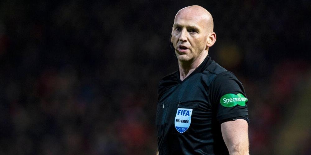 Image: Bobby Madden in charge of Champions League clash [Migrated]