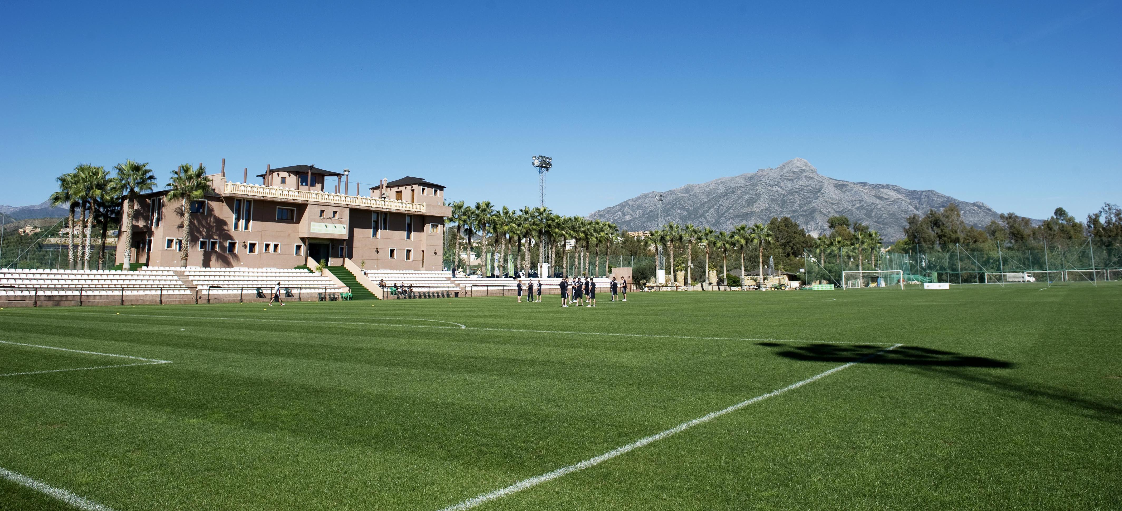 Image: Referees gain VAR insight at winter training camp [Migrated]