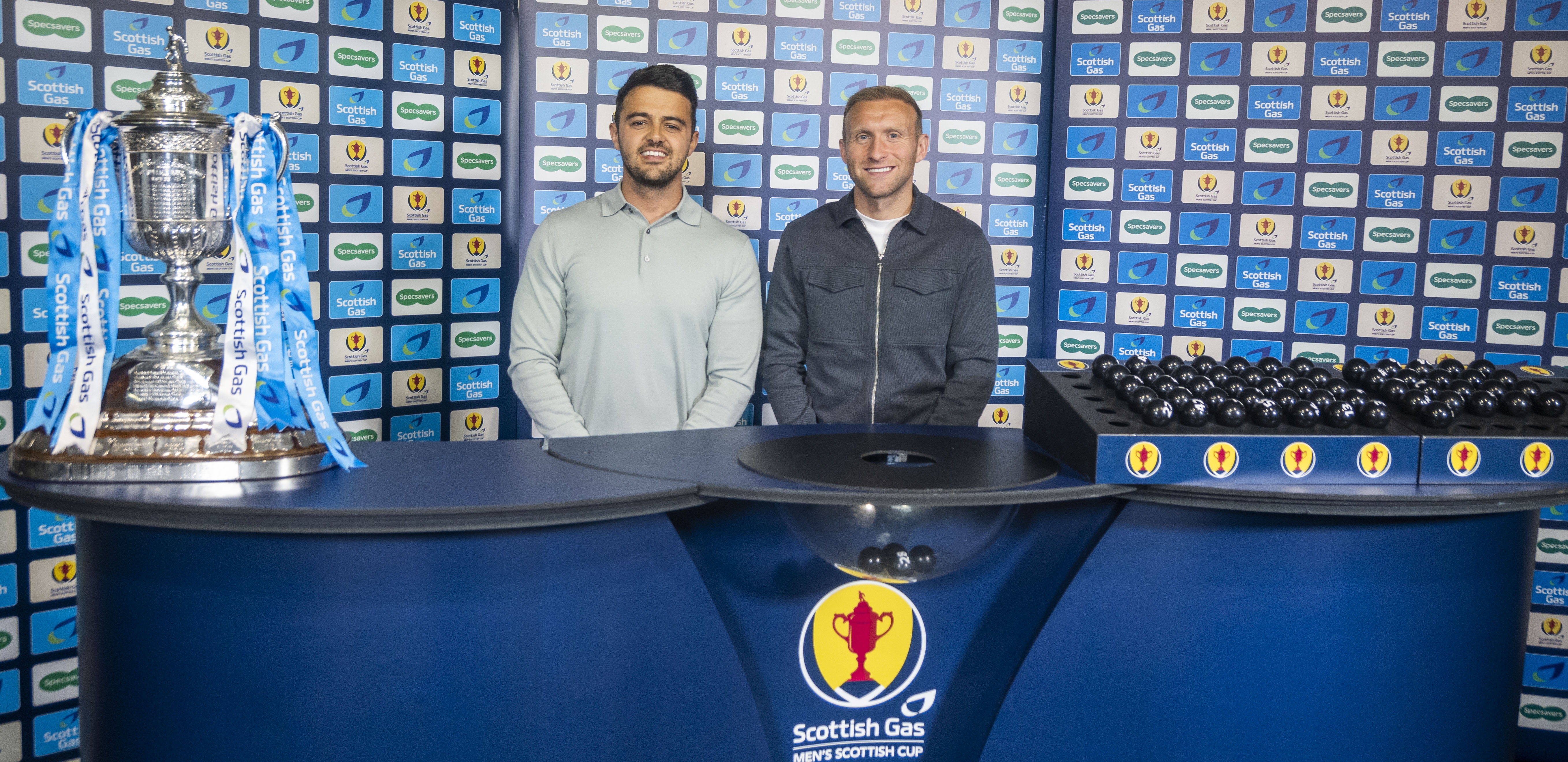 Image: 2016 winner Dylan McGeouch makes the draw for Scottish Gas Men's Scottish Cup First Round [Mi