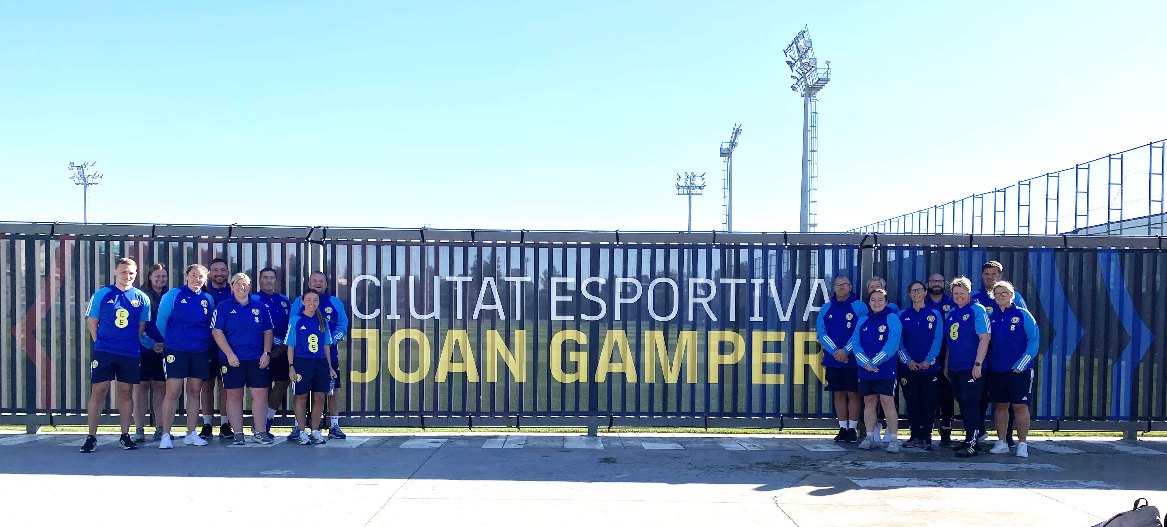 Image: Delegation of girls' and women's coaches visit FC Barcelona for latest educational trip [Migr
