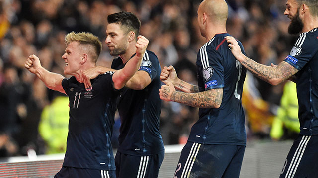 Image: Ritchie wins Scotland Goal of the Year 2015 [Migrated]