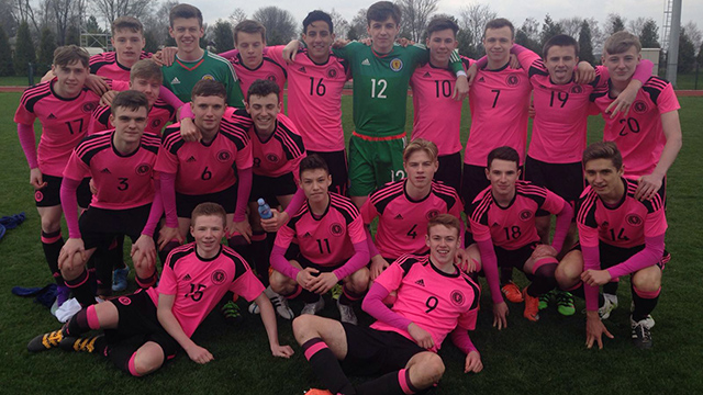 Image: Under-17s defeat Portugal to top qualifying group [Migrated]