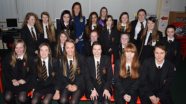 Image: Scotland star visits Braidhurst High School pupils [Migrated]