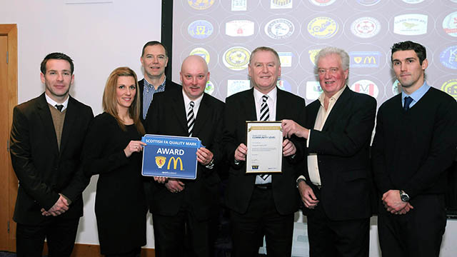 Image: Community comes together as Cumnock receive award [Migrated]