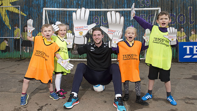 Image: Jack Hamilton heads back to Denny to launch Tesco Bank Football Challenge [Migrated]