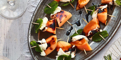 Melon and mozzarella skewers with balsamic 