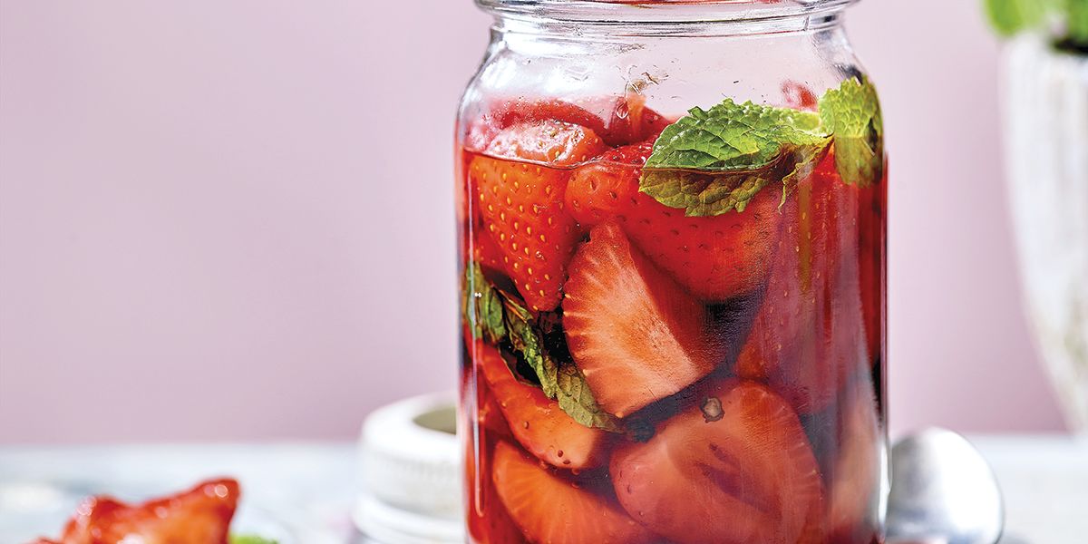 Quick pickled strawberries