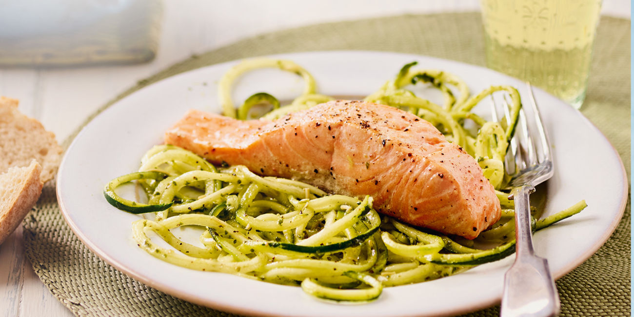 Salmon courgetti