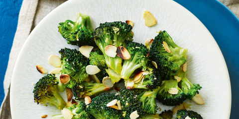 Garlic and almond broccoli