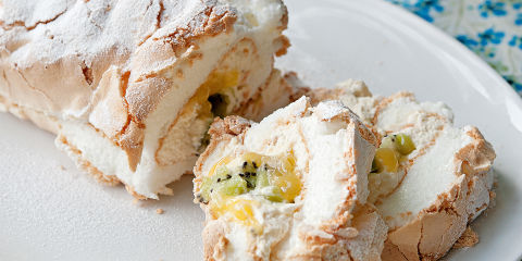 Zesty meringue roulade