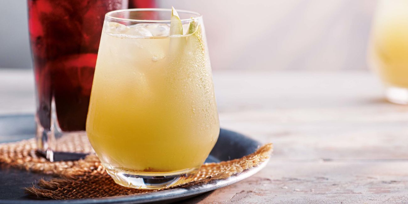 Apples and pears mocktail