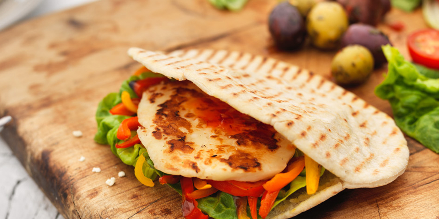 Sweet chilli halloumi and pitta