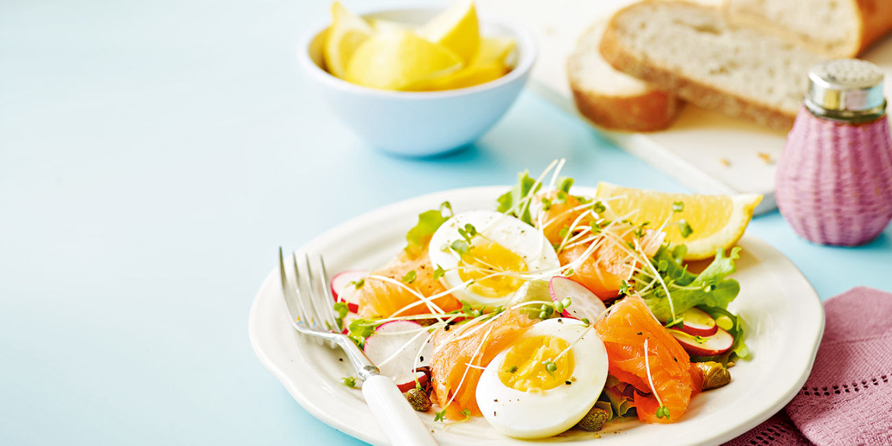 Smoked scottish salmon salad