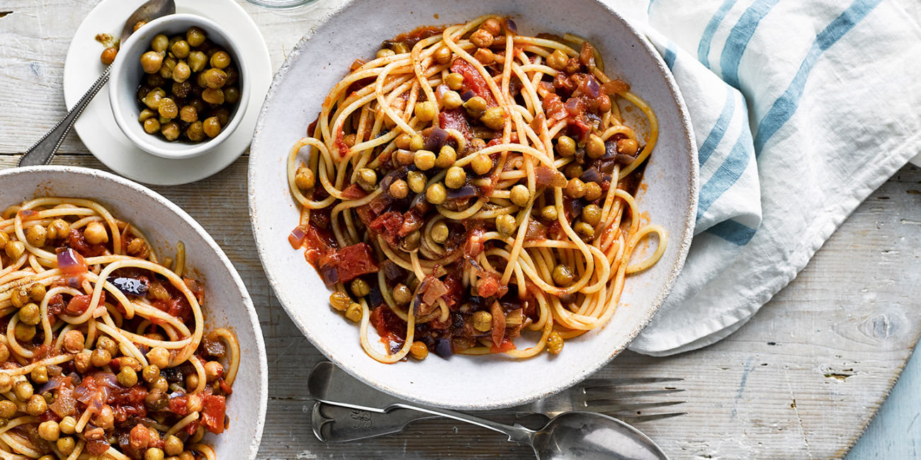 Vegan chickpea spaghetti bolognese