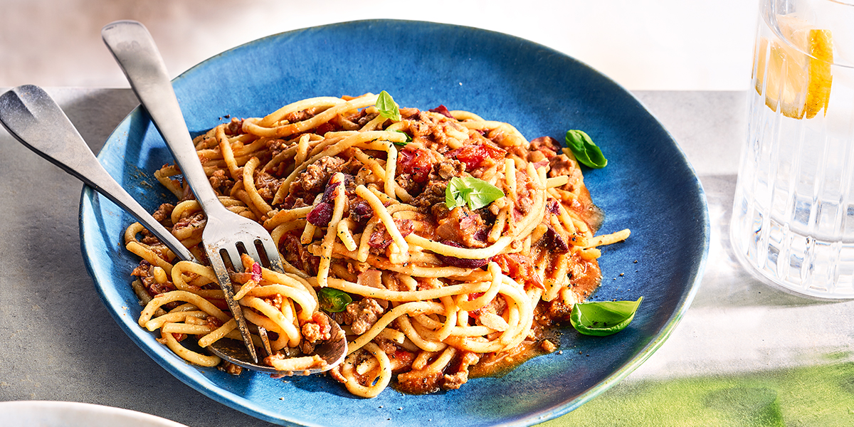 Hidden veg spaghetti bolognese - Co-op