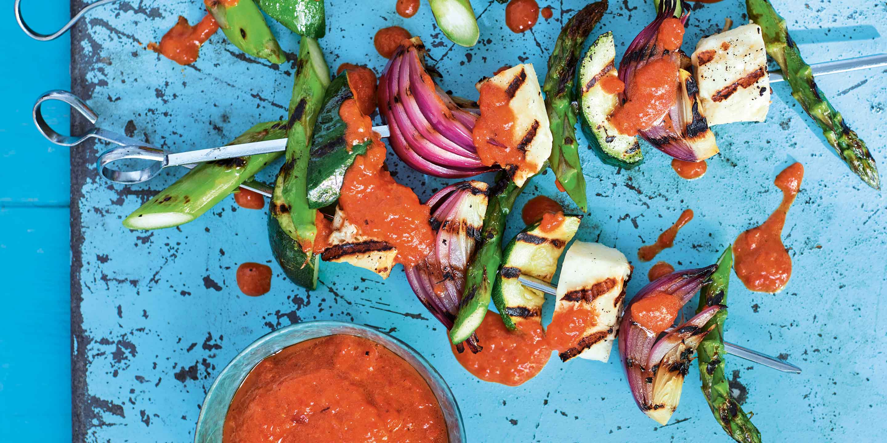 Asparagus and halloumi kebabs 