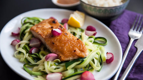 Japanese courgetti with grilled salmon