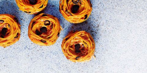 Spaghetti doughnuts