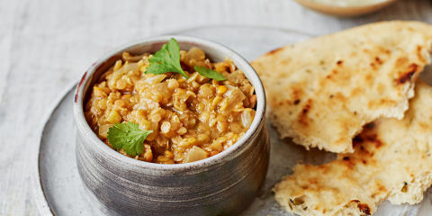 Lentil dahl with naan bread