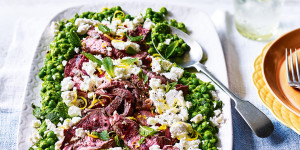 Lamb steaks with crushed peas and mint — Co-op