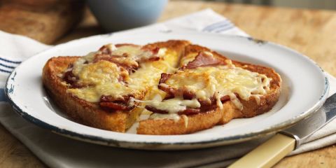 Eggy bread with bacon and cheese
