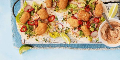 Scampi tacos with crunchy peanut salad