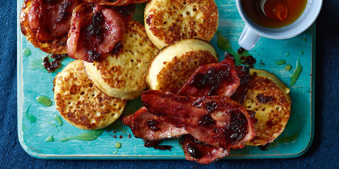 Posh eggy bread with cranberry glazed bacon