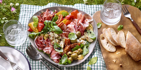 Antipasti picnic salad