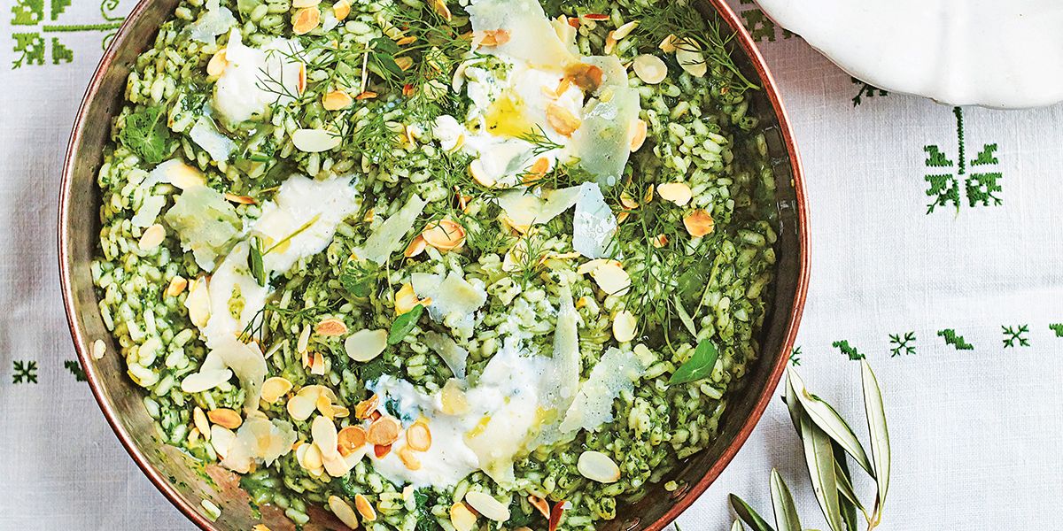 Spanakoryzo (Spinach & fennel risotto) with Feta cream